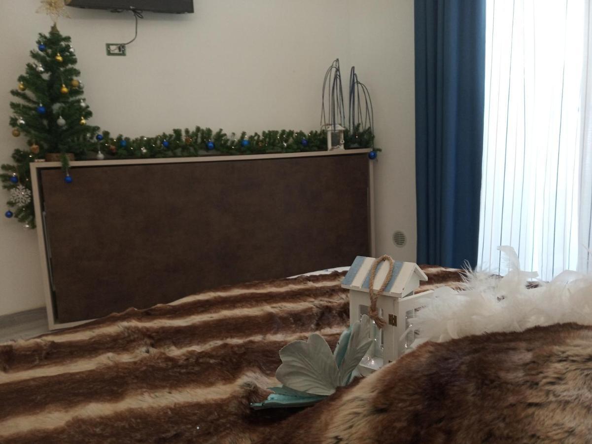 Acquazzurra Affittacamere Torre Lapillo Buitenkant foto