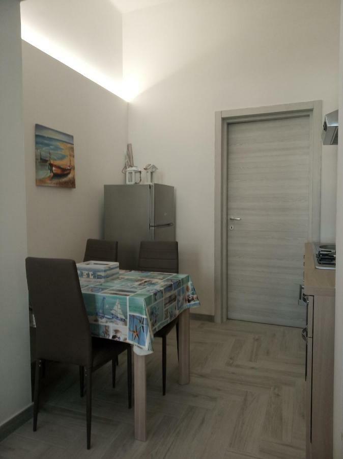 Acquazzurra Affittacamere Torre Lapillo Buitenkant foto