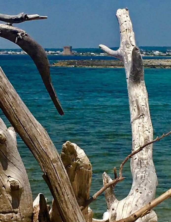 Acquazzurra Affittacamere Torre Lapillo Buitenkant foto