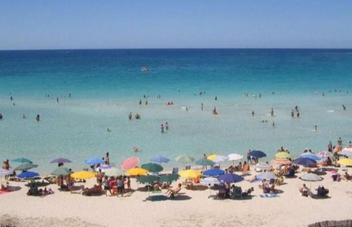Acquazzurra Affittacamere Torre Lapillo Buitenkant foto